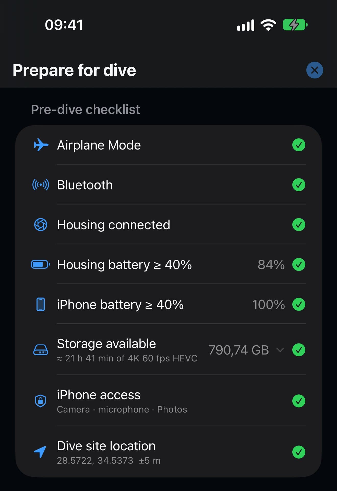 ScubaCam's pre-dive checklist with every check green